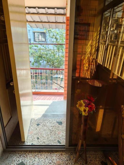 Premium Apartment, Kolkata Airport Zewnętrze zdjęcie